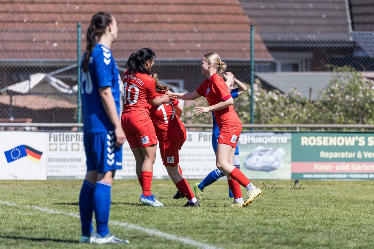 Bild 201 - F TSV Zarpen - Holstein Kiel II : Ergebnis: 2:6
